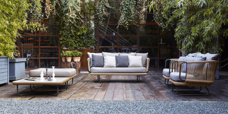 Outdoor Living: BABYLON Armchair | Varaschin